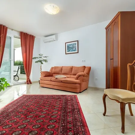 Nyaraló Suzana Rovinj